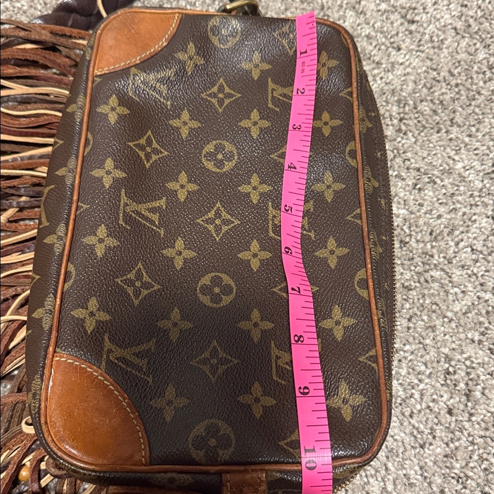 Louis Vuitton Brown Fringe Crossbody Bag - Picture 7 of 9